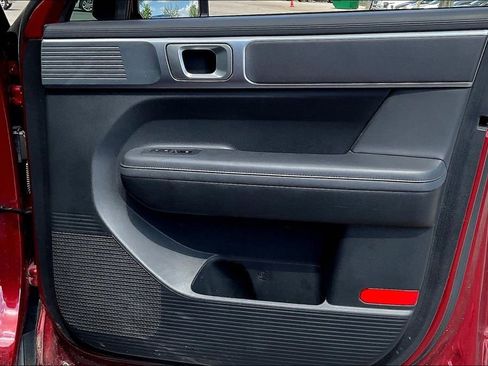 Used 2024 Hyundai Santa Fe SEL image 18