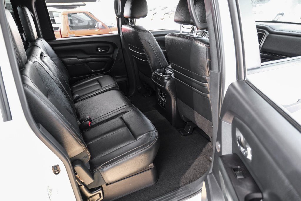 Used 2019 Nissan Titan SL w/ Midnight Edition RWD image 39