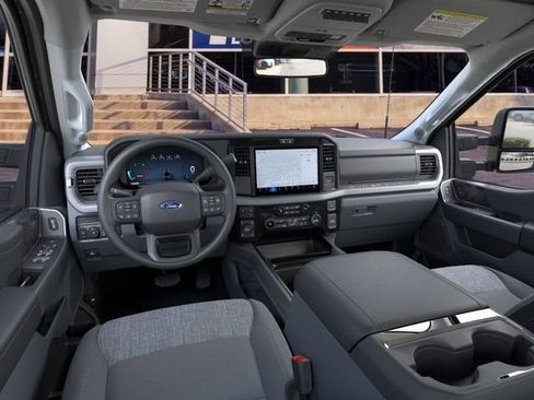 New 2026 Ford F250 XLT w/ XLT Premium Package AWD/4WD image 9