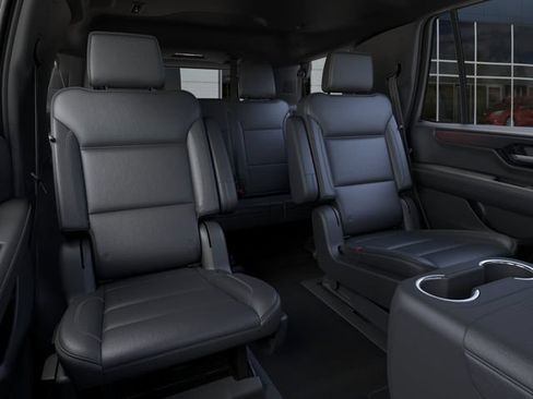 New 2026 GMC Yukon Denali w/ Advanced Technology Package AWD/4WD image 17