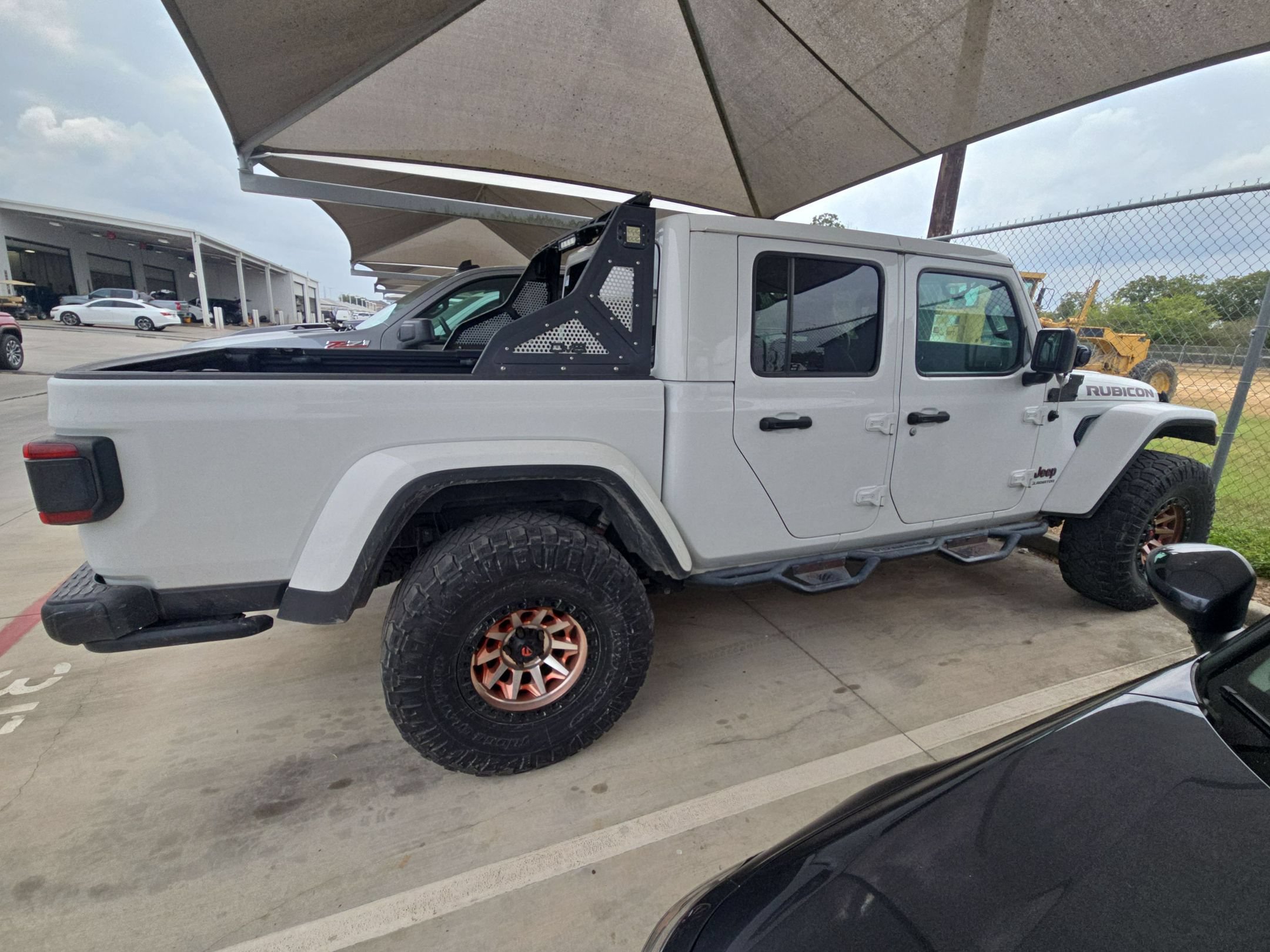 Used 2020 Jeep Gladiator Rubicon AWD/4WD image 7