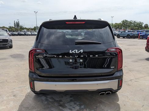 Used 2025 Kia Telluride S AWD/4WD image 7