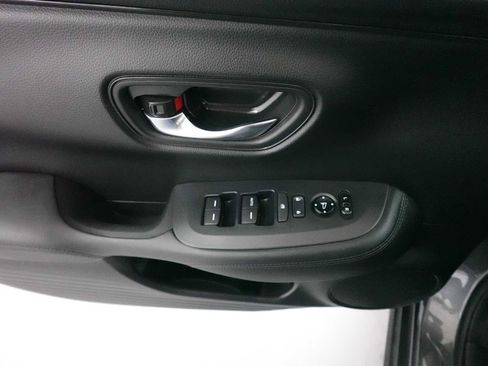 Certified 2023 Honda HR-V LX image 11