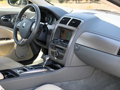 Used 2007 Jaguar XK Convertible RWD image 27