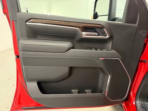 New 2026 GMC Sierra 3500 SLE w/ SLE Convenience Package AWD/4WD image 10