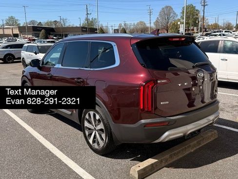 Used 2020 Kia Telluride EX w/ EX Premium Package image 3