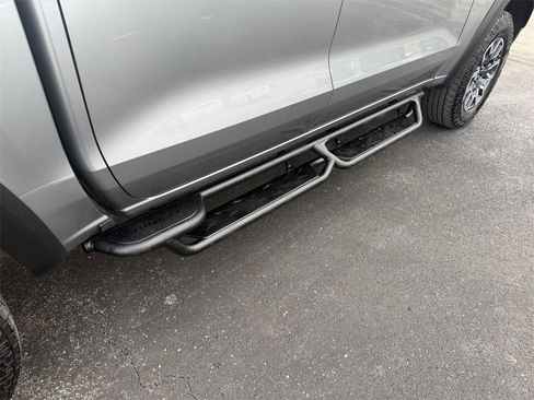 Certified 2024 Chevrolet Colorado Z71 w/ Z71 Convenience Package 2 image 30