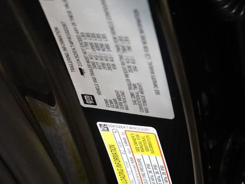 Used 2023 GMC Yukon Denali Ultimate AWD/4WD image 92