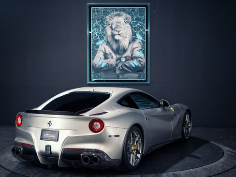 Used 2015 Ferrari F12 Berlinetta RWD image 41