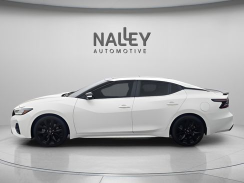 Used 2023 Nissan Maxima SR w/ Sport Mat Group image 3