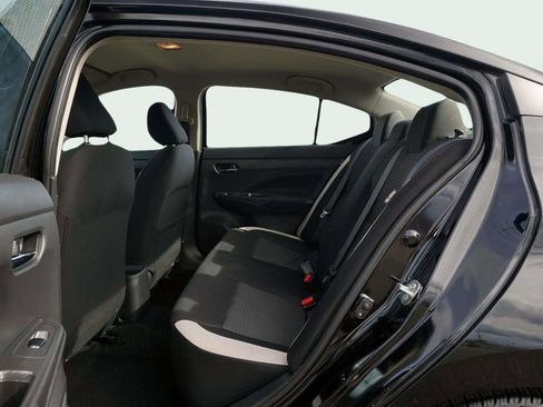 Used 2021 Nissan Versa SV image 15