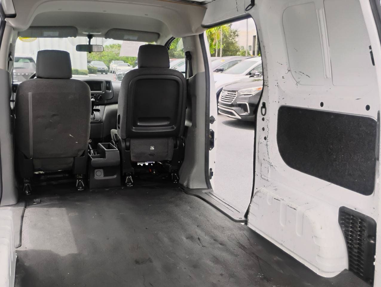 Used 2020 Nissan NV200 S w/ Back Door Glass Package FWD image 33