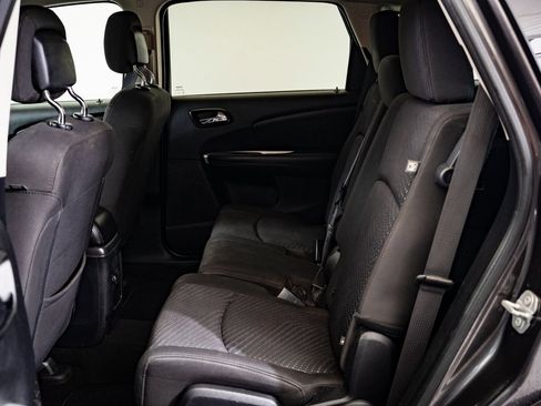 Used 2018 Dodge Journey SE w/ Popular Equipment Group image 31