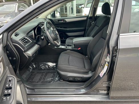 Used 2018 Subaru Legacy 2.5i Premium AWD/4WD image 16