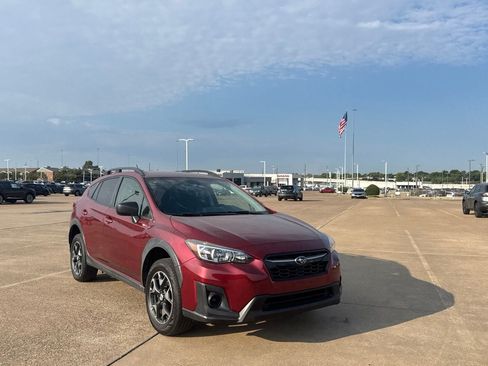 Used 2018 Subaru Crosstrek 2.0i AWD/4WD image 2