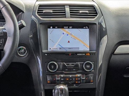 Used 2019 Ford Explorer XLT w/ Equipment Group 202A image 14