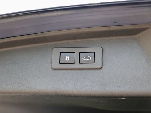 Certified 2025 Subaru Outback Touring AWD/4WD image 41