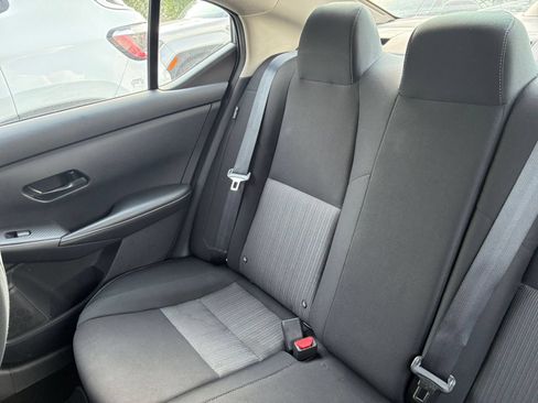 Used 2025 Nissan Sentra SV FWD image 33