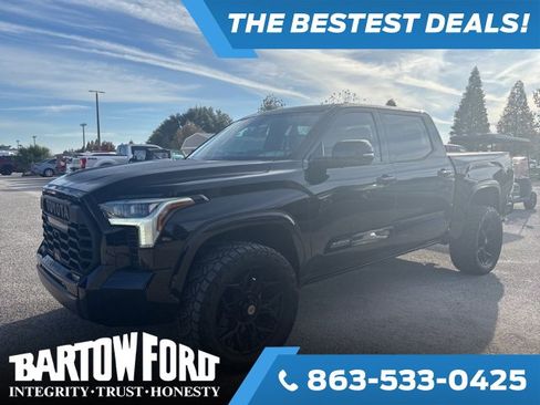 Used 2022 Toyota Tundra Platinum image 1