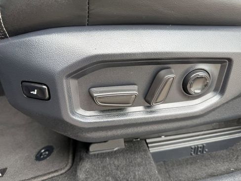 Used 2024 Toyota Sequoia Capstone AWD/4WD image 28