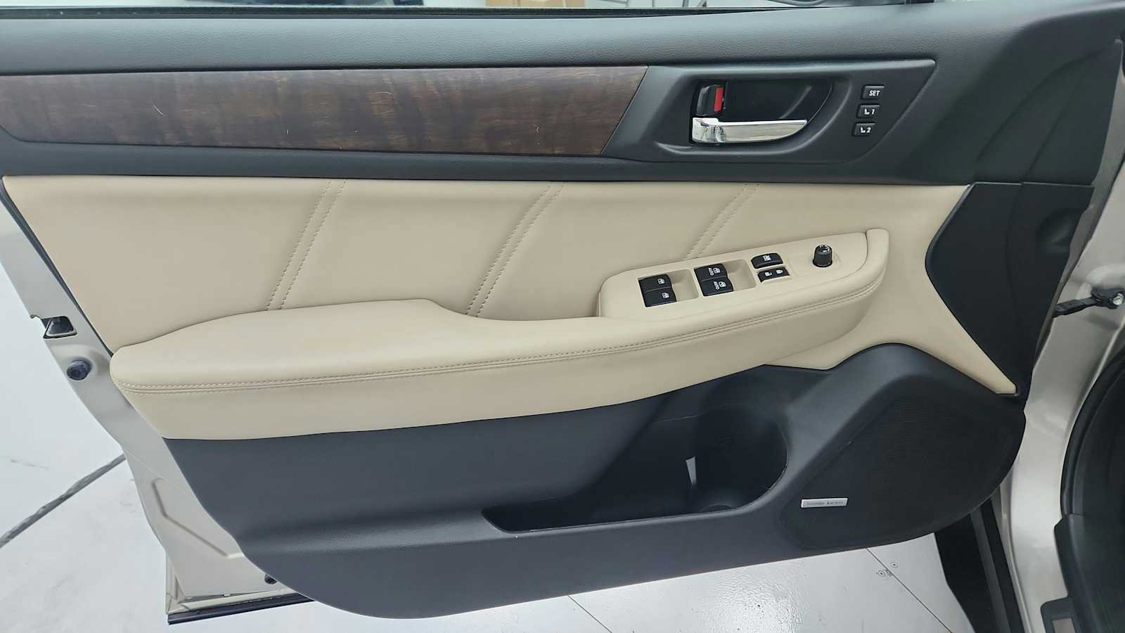 Used 2019 Subaru Outback 3.6R Limited w/ Popular Package #2 AWD/4WD image 13