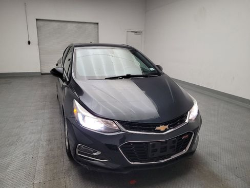Used 2018 Chevrolet Cruze LT w/ Convenience Package FWD image 14