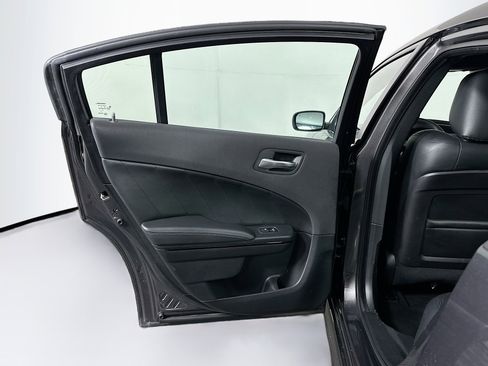 Used 2019 Dodge Charger R/T w/ Blacktop Package image 26