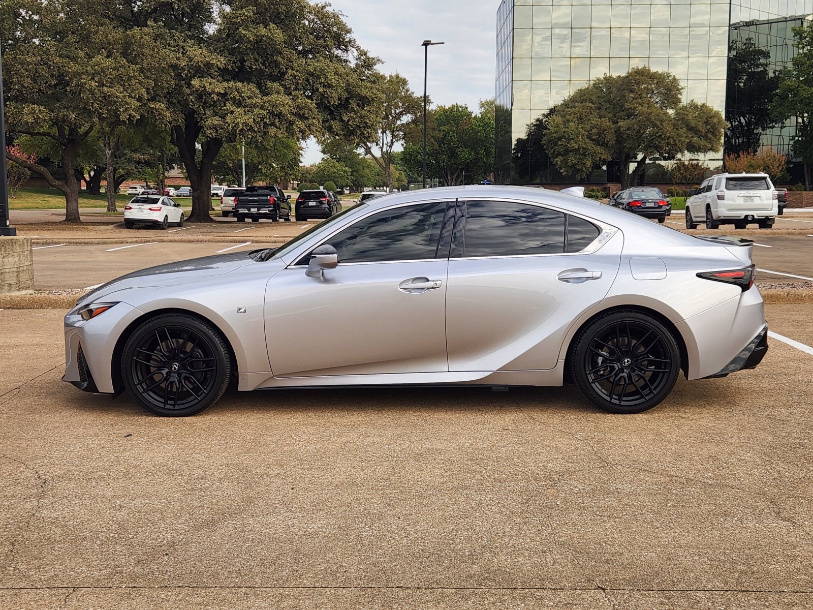 Used 2023 Lexus IS 350 F Sport RWD image 3