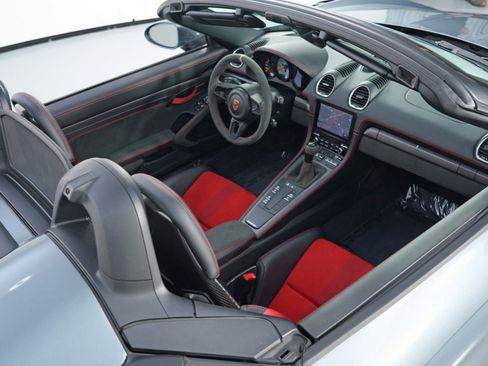 Used 2024 Porsche 718 Boxster Spyder RS w/ Light Design Package image 37