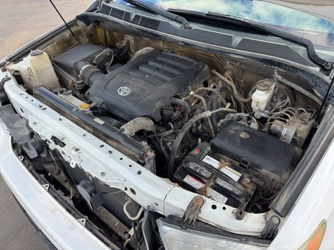 Used 2012 Toyota Tundra 4x4 CrewMax image 23