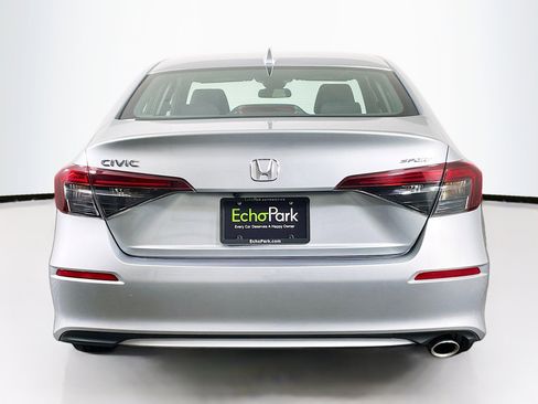 Used 2025 Honda Civic Sport image 7