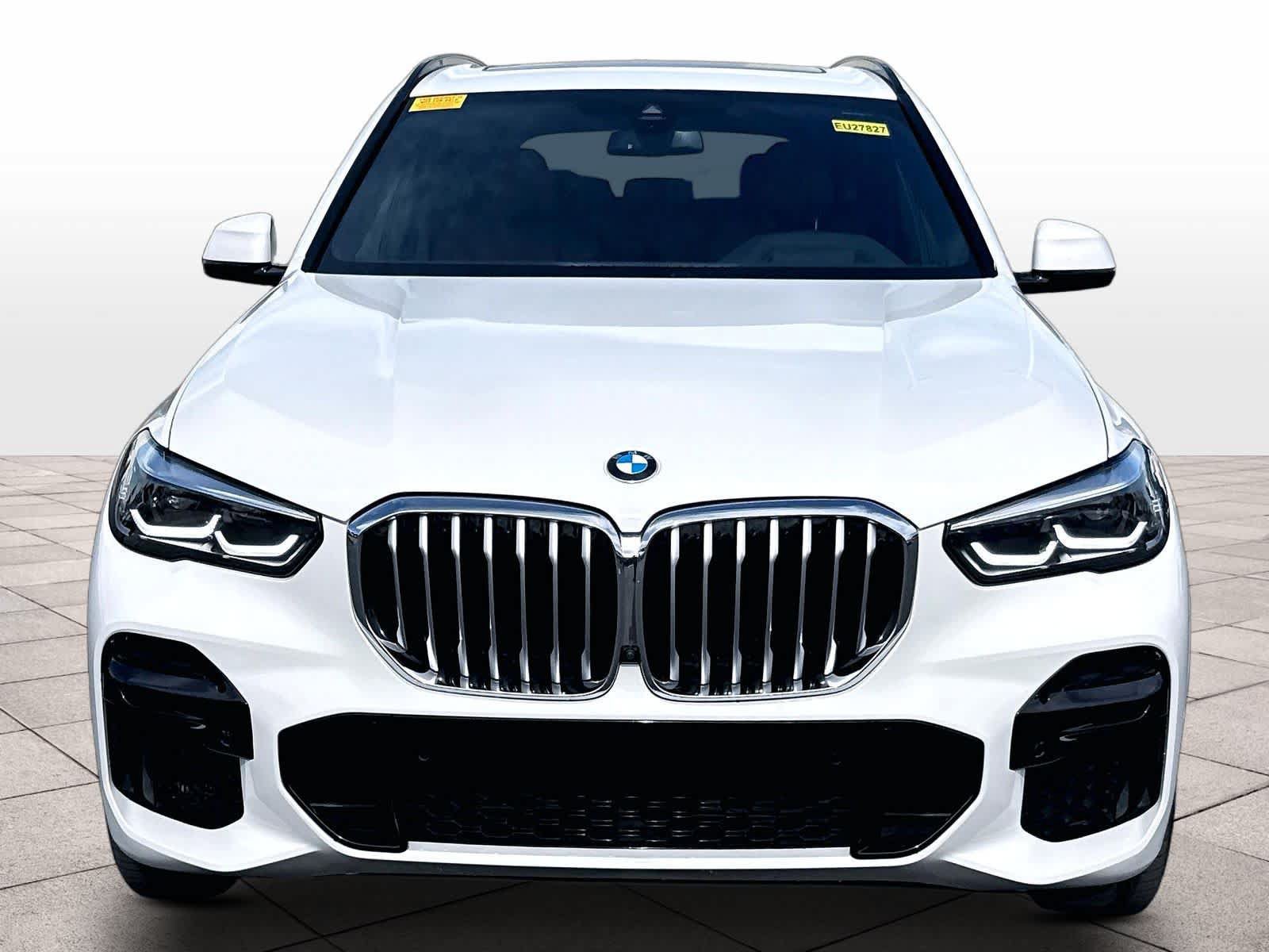 Used 2023 BMW X5 xDrive40i w/ M Sport Package AWD/4WD image 2