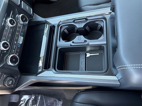 New 2025 Ford F350 Lariat w/ Chrome Package image 21