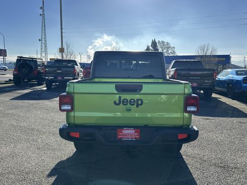 New 2026 Jeep Gladiator Sport image 4