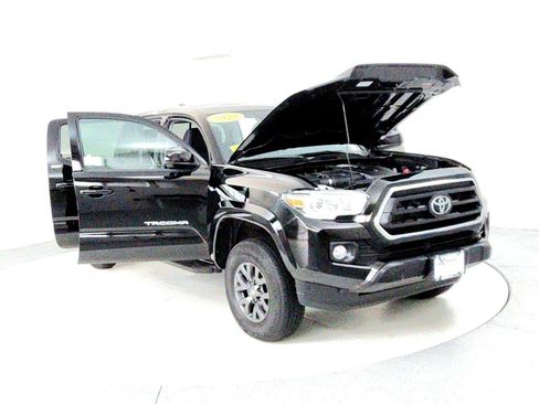 Used 2023 Toyota Tacoma SR5 image 9