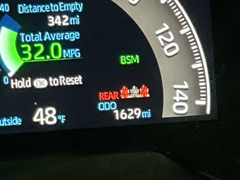 Used 2025 Toyota RAV4 XLE image 24