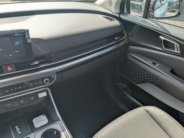 New 2027 Kia Carnival Hybrid FWD image 17