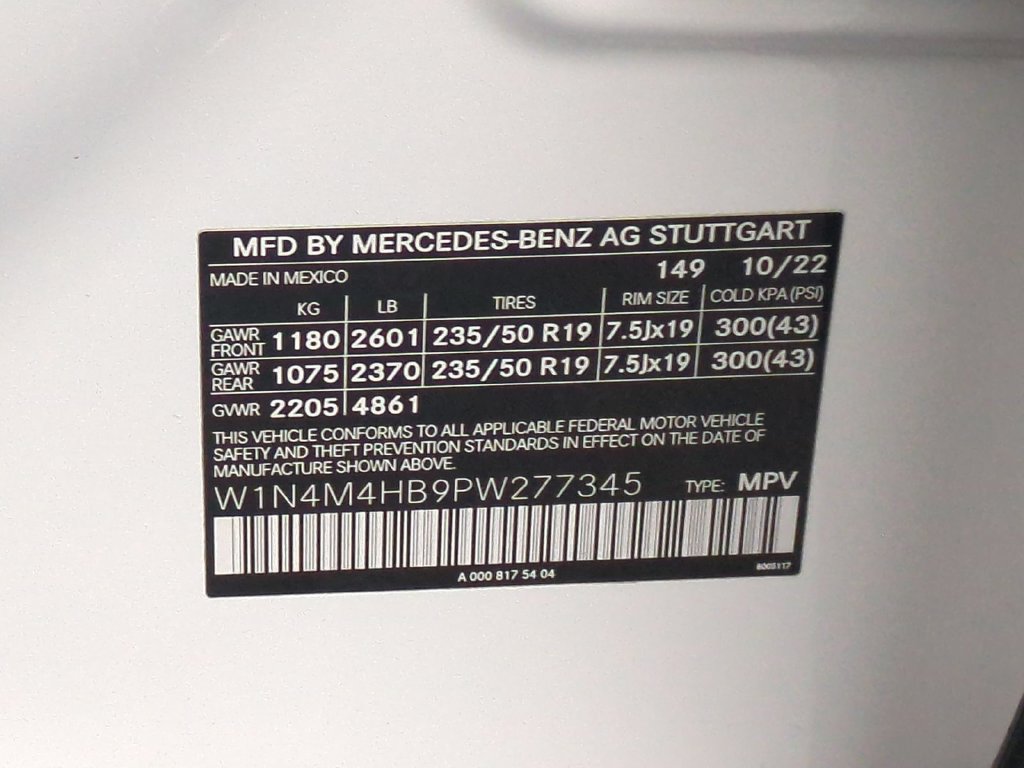 Used 2023 Mercedes-Benz GLB 250 4MATIC image 38
