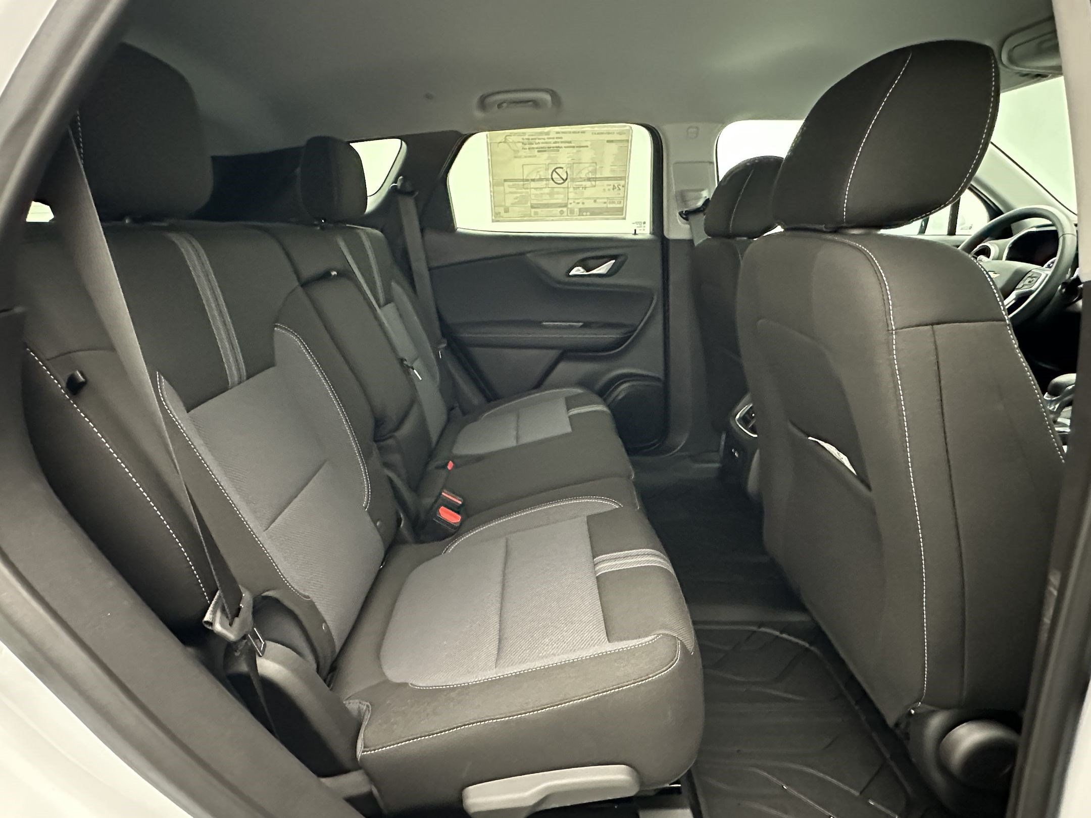 Certified 2026 Chevrolet Blazer LT w/ Convenience Package AWD/4WD image 30
