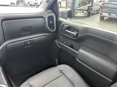 Certified 2020 Chevrolet Silverado 1500 LTZ w/ LTZ Plus Package image 16