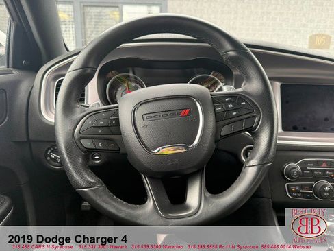 Used 2019 Dodge Charger SXT w/ Driver Confidence Group image 16