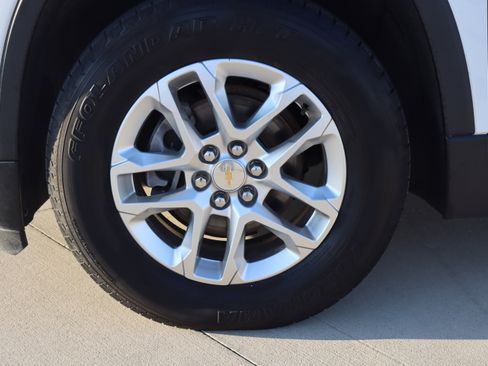 Used 2019 Chevrolet Traverse LT image 31