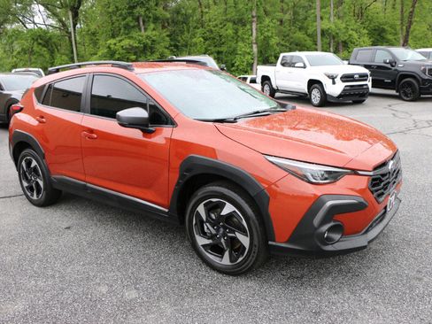 Used 2024 Subaru Crosstrek 2.5i Limited AWD/4WD image 10