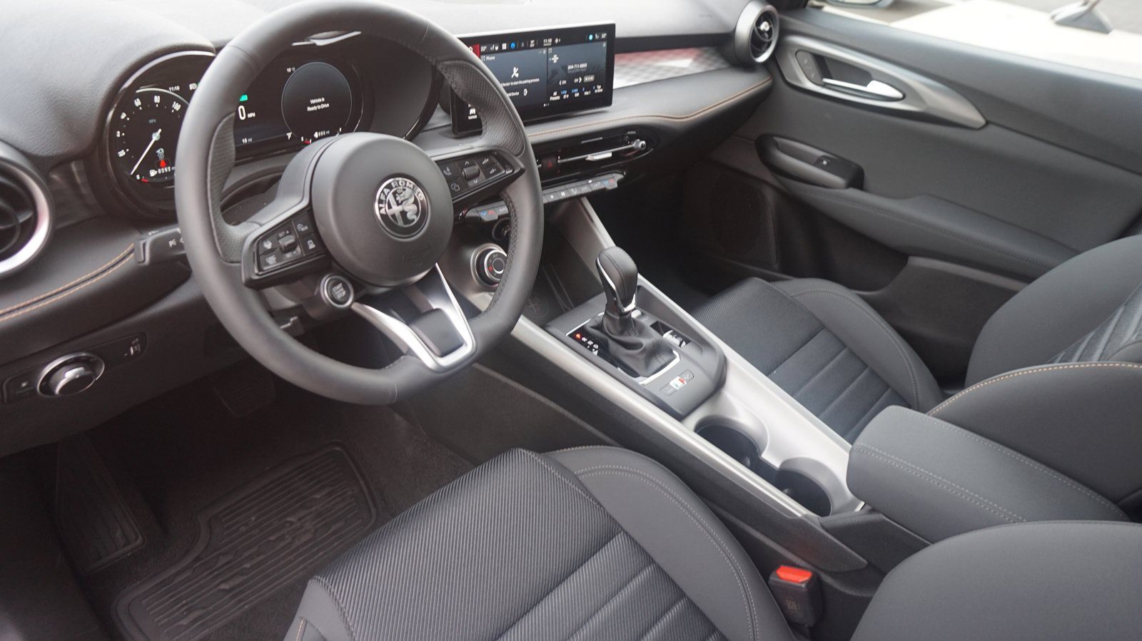 Used 2024 Alfa Romeo Tonale Ti w/ Active Assist Package AWD/4WD image 14