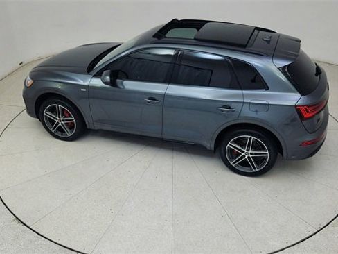 Used 2025 Audi Q5 e Premium Plus w/ Premium Plus Package image 77