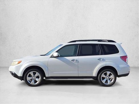 Used 2009 Subaru Forester 2.5XT Limited AWD/4WD image 6