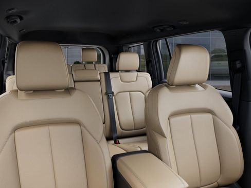 New 2025 Jeep Grand Cherokee L Limited w/ Black Appearance Package image 26