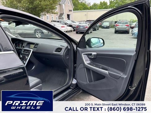 Used 2015 Volvo S60 T5 Premier AWD/4WD image 16