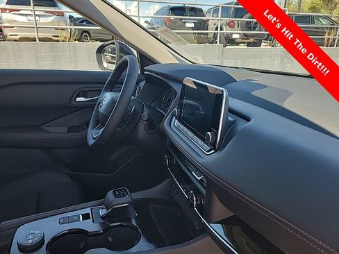 New 2026 Nissan Rogue SV AWD/4WD image 41