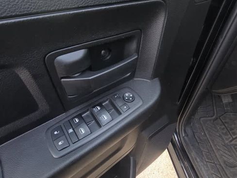 Used 2021 RAM 1500 4x4 Crew Cab Classic w/ Protection Group image 4